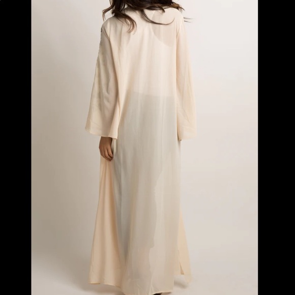 Embroidered floor length kimono - Picture 4 of 11